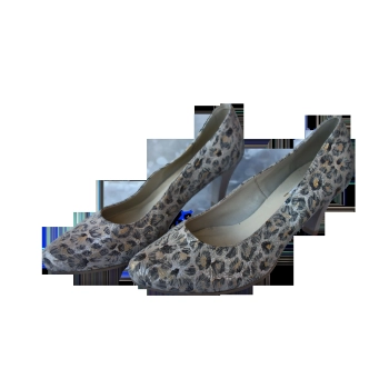Skórzane czółenka beżowe kwiaty obcas 7,5 cm nr 38