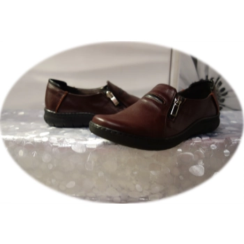 Skórzane półbuty bordowe obcas 2 cm nr 37