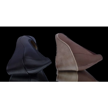 BnW Skórzane czarne czółenka na koturnie