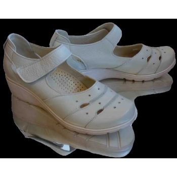 BnW Mokasyny damskie czarne skóra naturalna