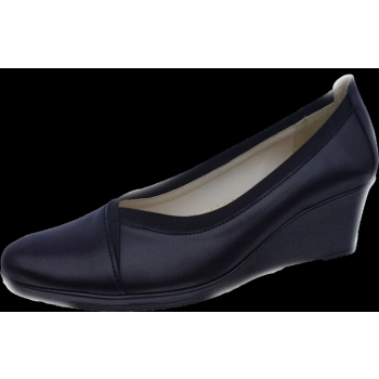 BnW Skórzane czarne czółenka na koturnie